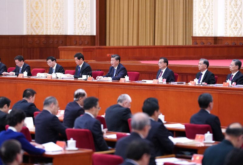 中國共產黨第十九屆中央委員會第五次全體會議，于2020年10月26日至29日在北京舉行。這是習近平、李克強、栗戰書、汪洋、王滬寧、趙樂際、韓正等在主席臺上。新華社記者 殷博古 攝